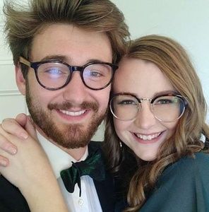 Meet your Posher, Haley